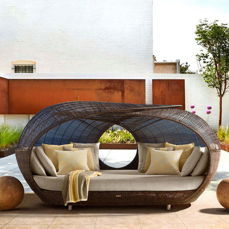 屋外用高品質ラタン製ハーフラウンドデイベッド、柔らかいクッシ - Outdoor Furniture Quality のレビューと価格
