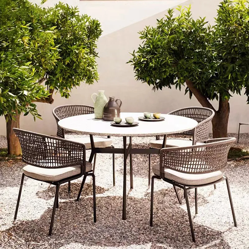 イタリア製の高級屋外家具デザイン、エレガントで豪華なバルコニ - Outdoor Furniture Italy のレビューと価格