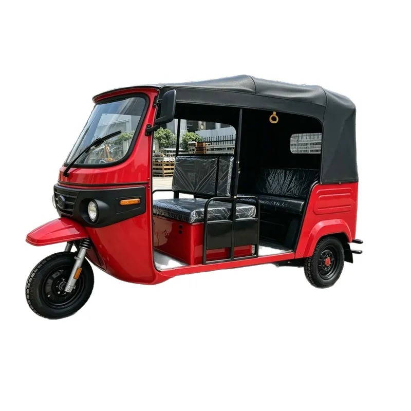 燃料駆動の三輪旅客三輪車（トゥク・トゥク）は、東南アジアおよ - Outdoor Furniture India のレビューと価格