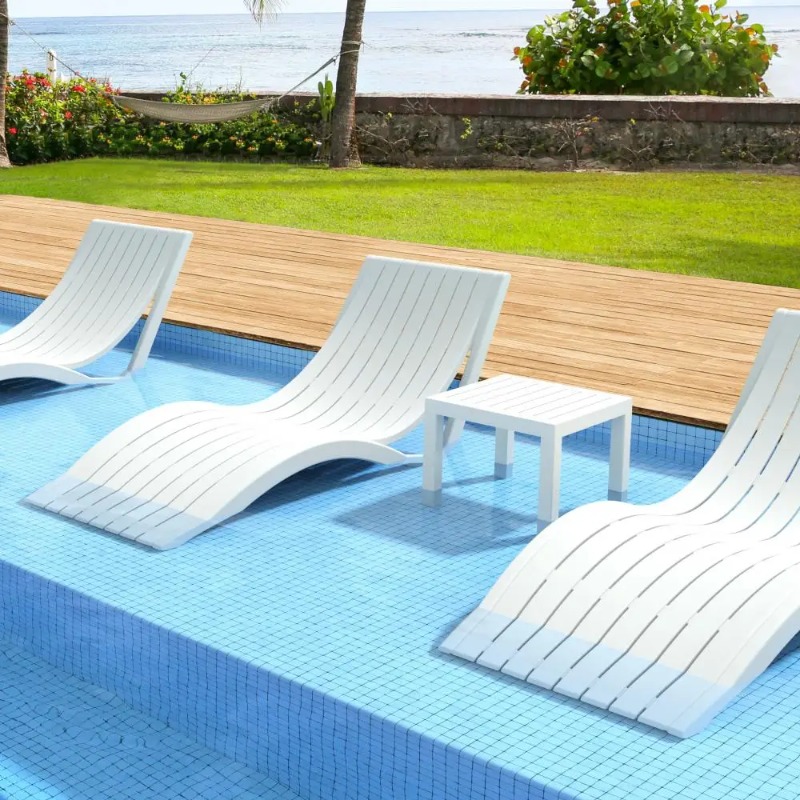 FRP製スペインデザインサンラウンジャー、プール用ホワイトチ - Outdoor Furniture Spain のレビューと価格